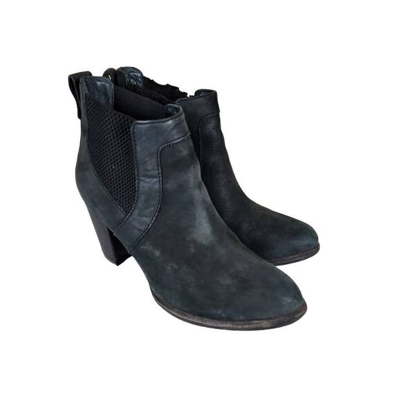 UGG- Women’s Cobie Leather Suede Black Pull On Booties Size 7.5 - Picture 6 of 15